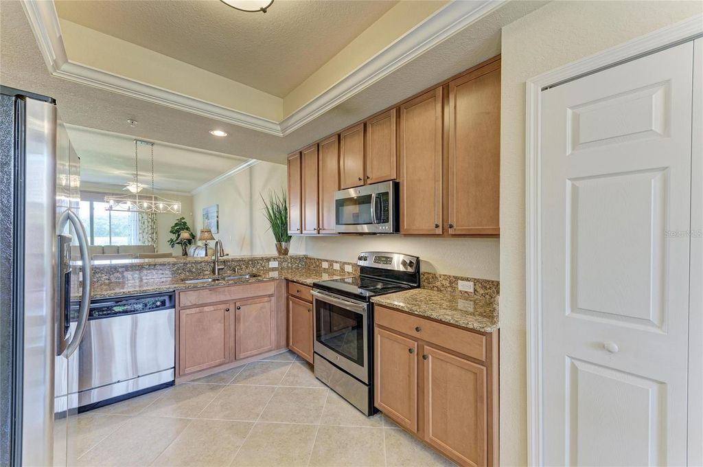 Image 19 of property listing at 7305 RIVER HAMMOCK DRIVE 102, Bradenton, FL 34212