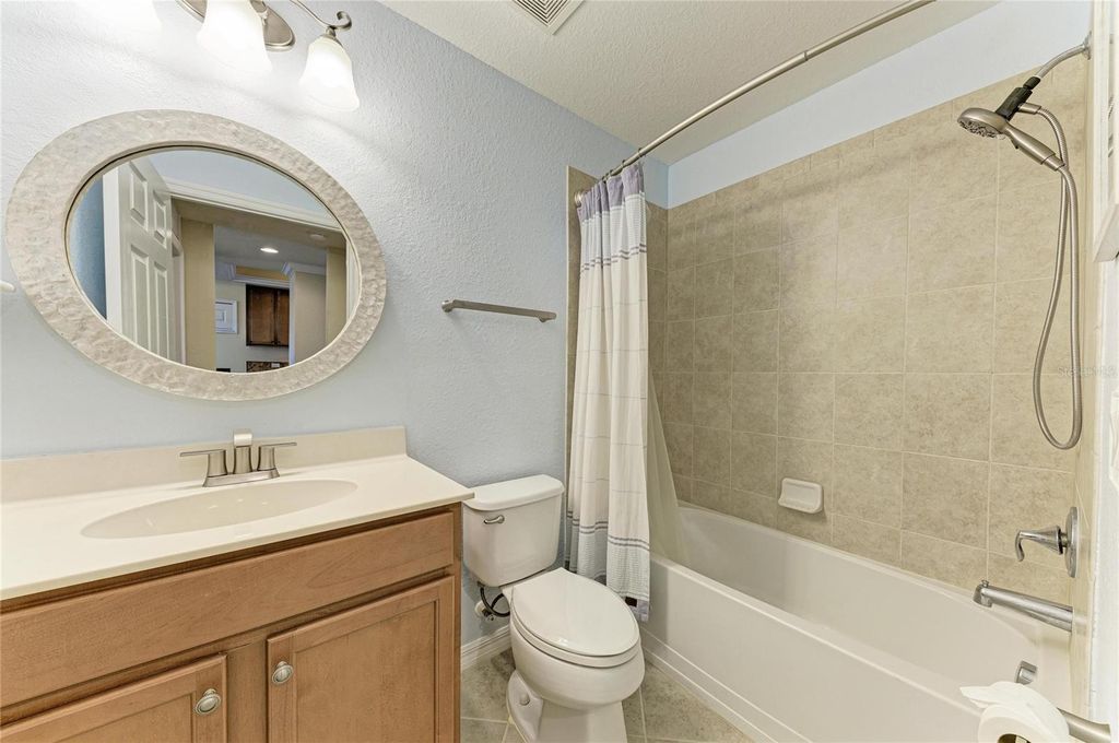 Image 38 of property listing at 7305 RIVER HAMMOCK DRIVE 102, Bradenton, FL 34212