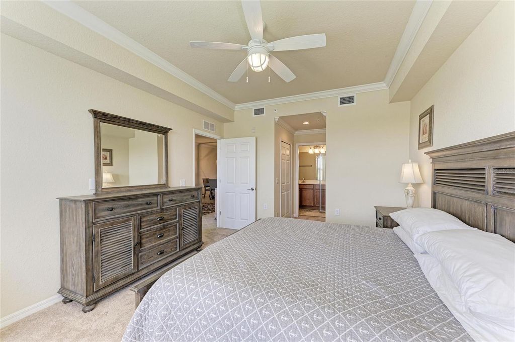 Image 44 of property listing at 7305 RIVER HAMMOCK DRIVE 102, Bradenton, FL 34212