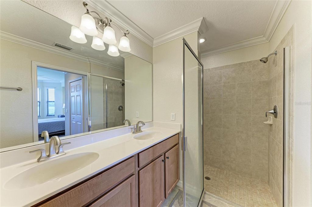 Image 46 of property listing at 7305 RIVER HAMMOCK DRIVE 102, Bradenton, FL 34212