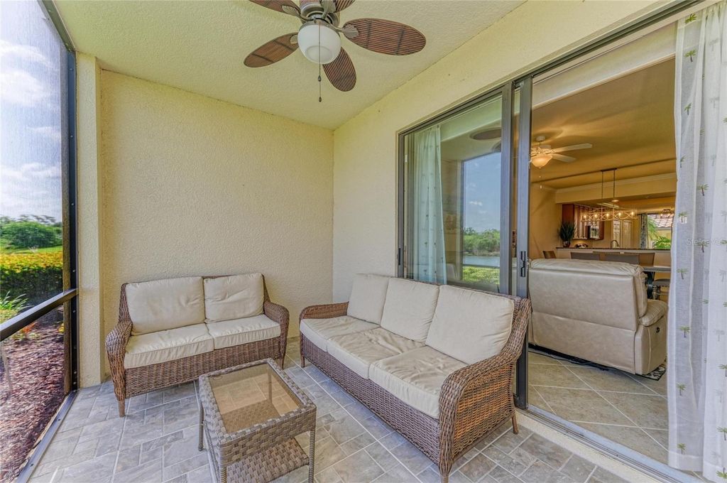 Image 6 of property listing at 7305 RIVER HAMMOCK DRIVE 102, Bradenton, FL 34212