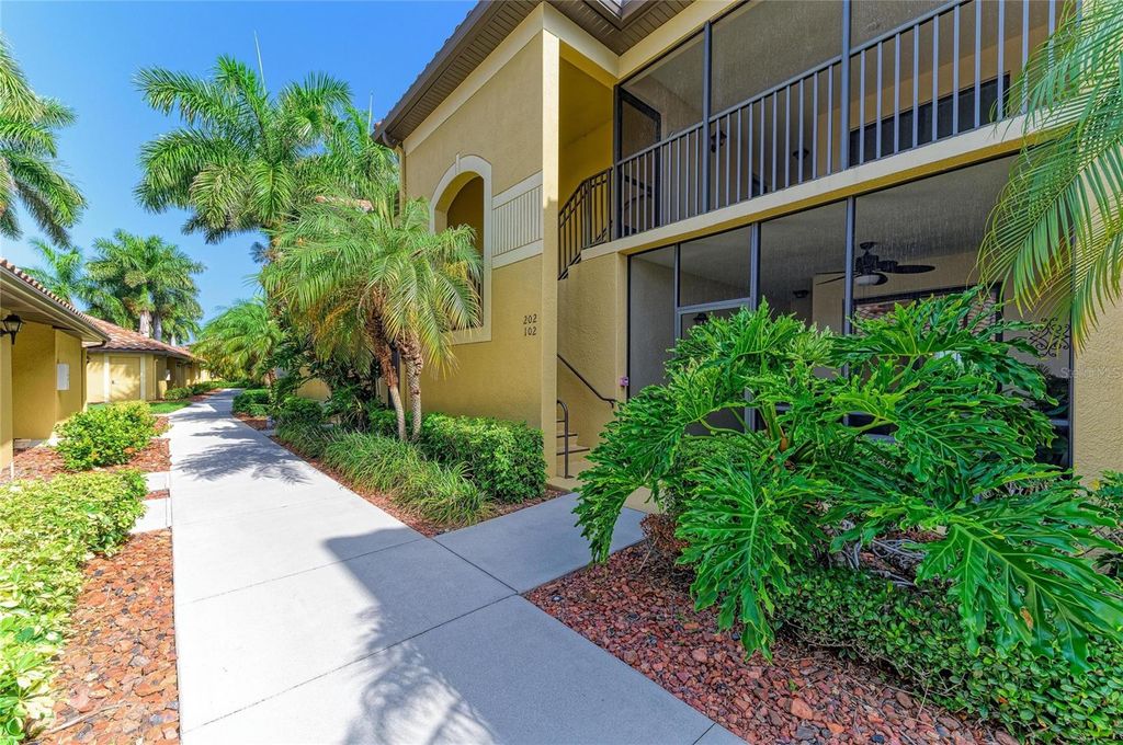 Image 56 of property listing at 7305 RIVER HAMMOCK DRIVE 102, Bradenton, FL 34212