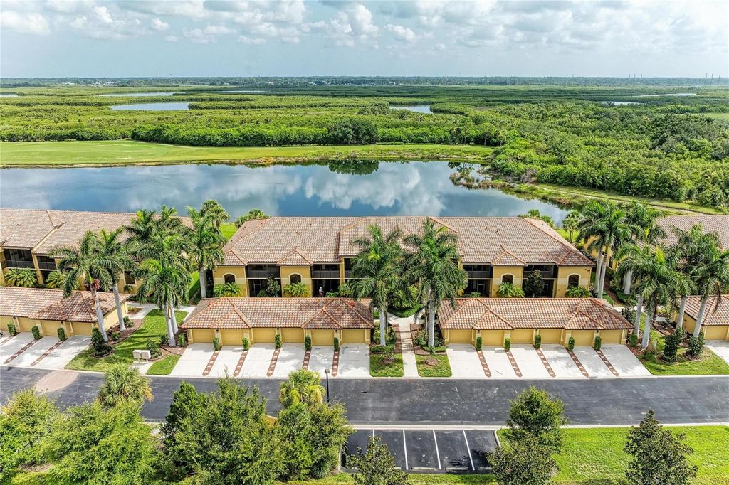 Image 57 of property listing at 7305 RIVER HAMMOCK DRIVE 102, Bradenton, FL 34212