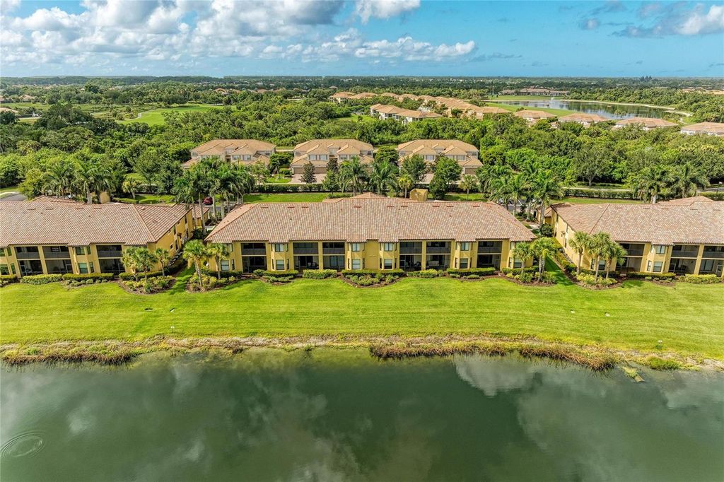 Image 59 of property listing at 7305 RIVER HAMMOCK DRIVE 102, Bradenton, FL 34212