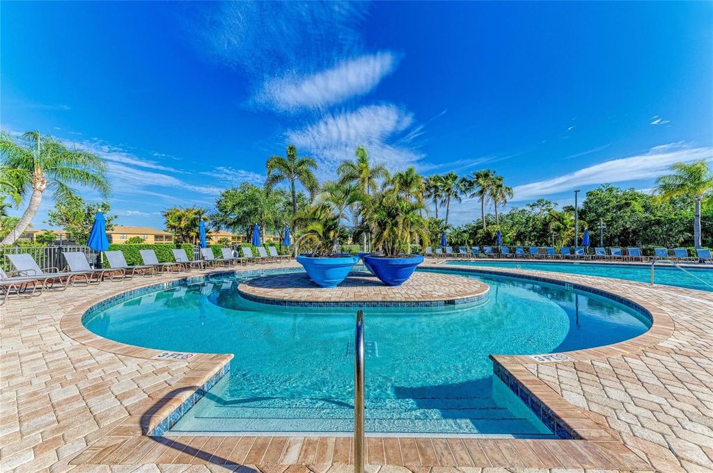 Image 65 of property listing at 7305 RIVER HAMMOCK DRIVE 102, Bradenton, FL 34212