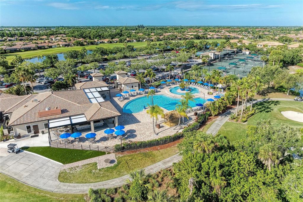 Image 68 of property listing at 7305 RIVER HAMMOCK DRIVE 102, Bradenton, FL 34212