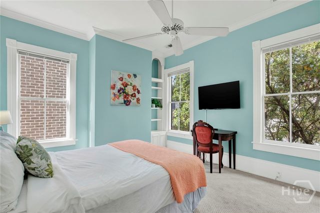 520 E Bryan Street, Savannah, GA 31401