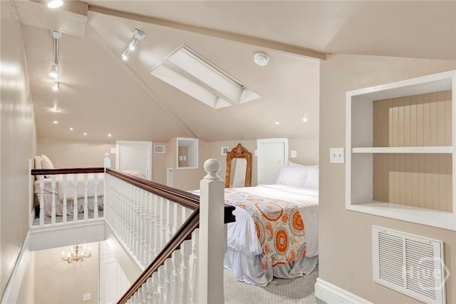 520 E Bryan Street, Savannah, GA 31401