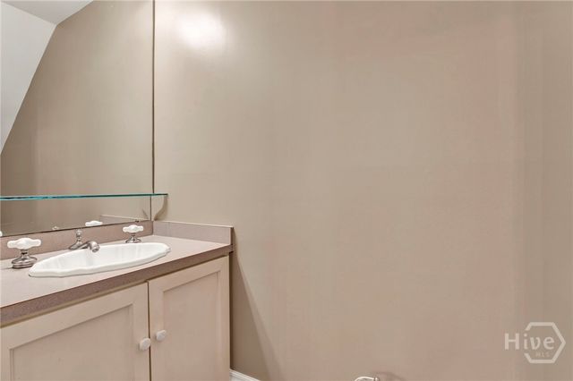 520 E Bryan Street, Savannah, GA 31401