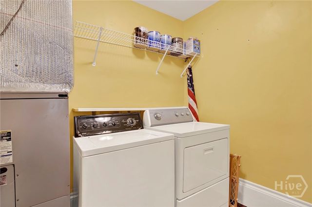 520 E Bryan Street, Savannah, GA 31401