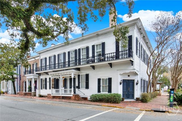 520 E Bryan Street, Savannah, GA 31401