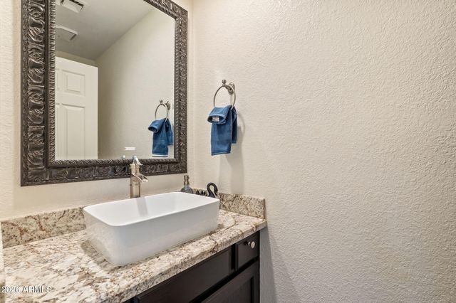 9145 E JENAN Drive, Scottsdale, AZ 85260