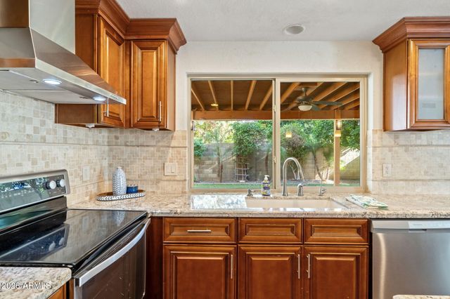 9145 E JENAN Drive, Scottsdale, AZ 85260