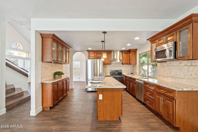 9145 E JENAN Drive, Scottsdale, AZ 85260