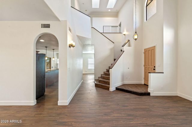 9145 E JENAN Drive, Scottsdale, AZ 85260
