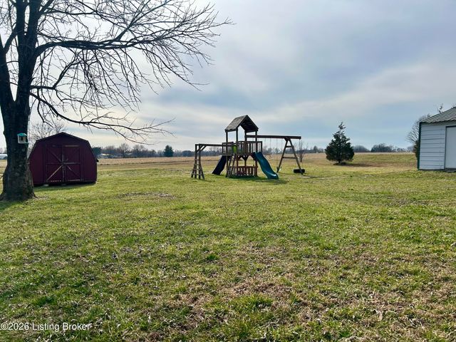 4665 Saint Paul Rd, Leitchfield, KY 42754