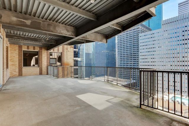 914 Main St Street 2104, Houston, TX 77002