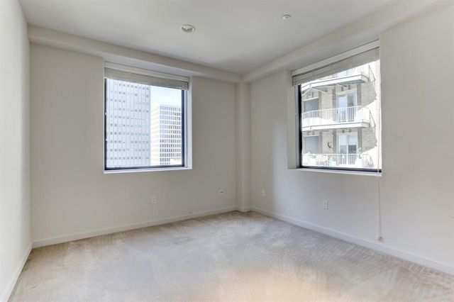 914 Main St Street 2104, Houston, TX 77002