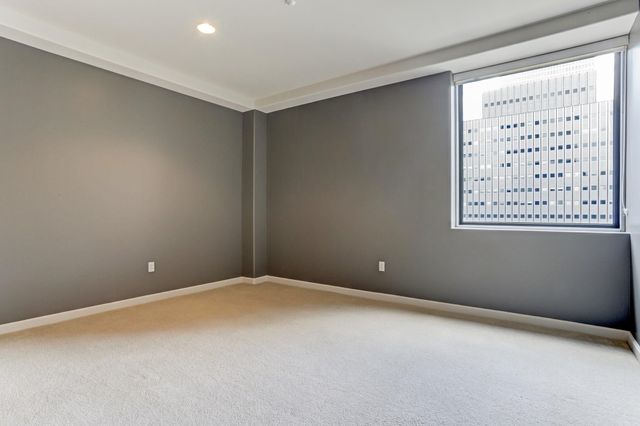 914 Main St Street 2104, Houston, TX 77002