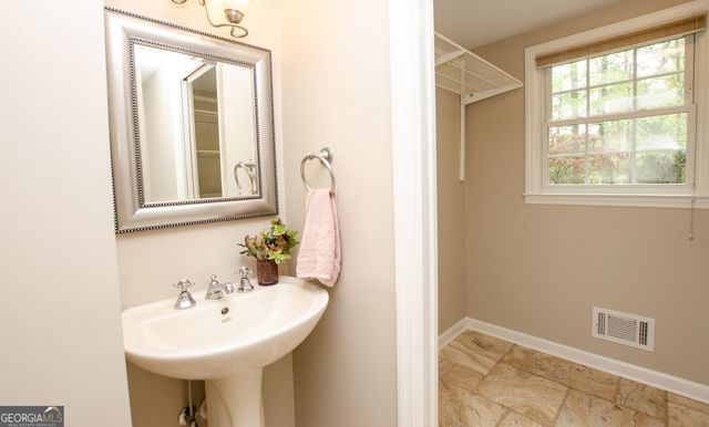 2065 Renault Lane, Atlanta, GA 30345