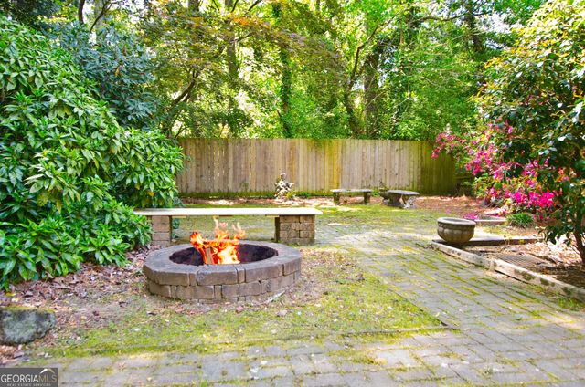 2065 Renault Lane, Atlanta, GA 30345