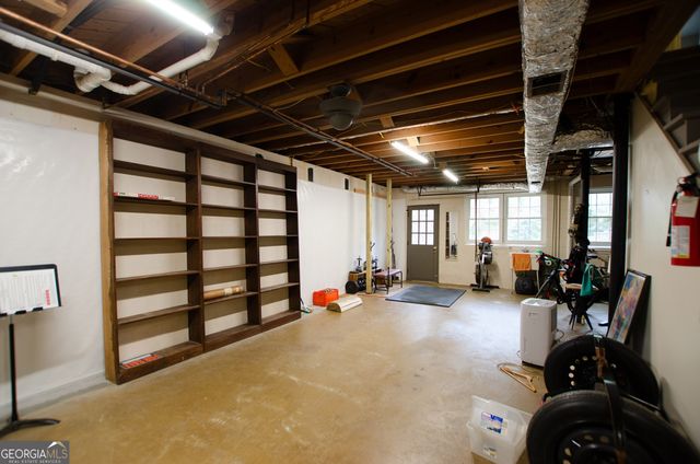 2065 Renault Lane, Atlanta, GA 30345