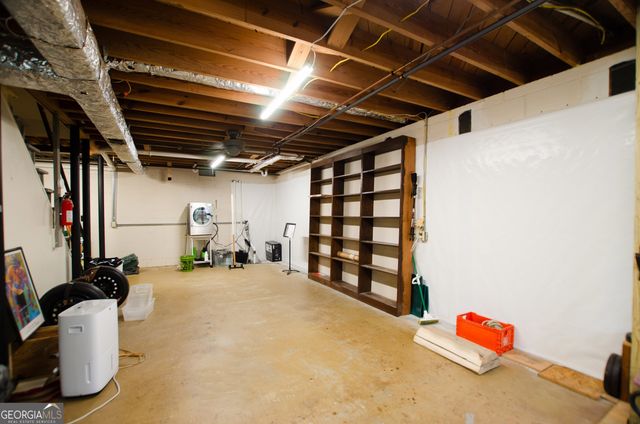 2065 Renault Lane, Atlanta, GA 30345