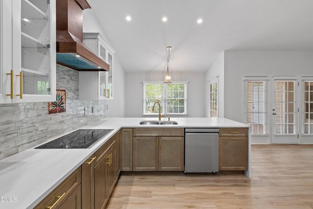 1201 Deptford Court, Raleigh, NC 27609