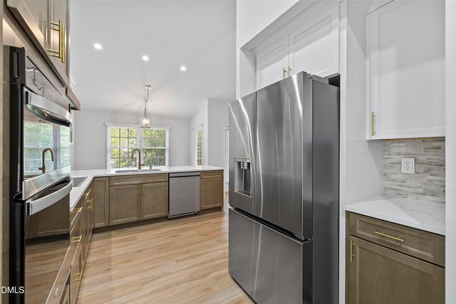 1201 Deptford Court, Raleigh, NC 27609