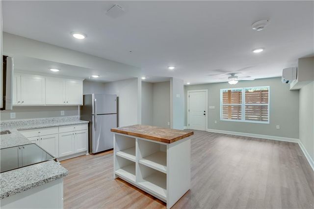 710 Jesse Jewell SE Parkways 105, Gainesville, GA 30501