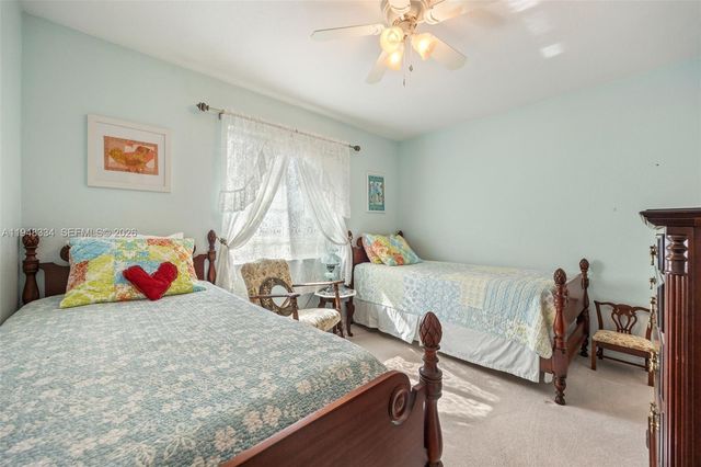 1197 April Ave, La Belle, FL 33935