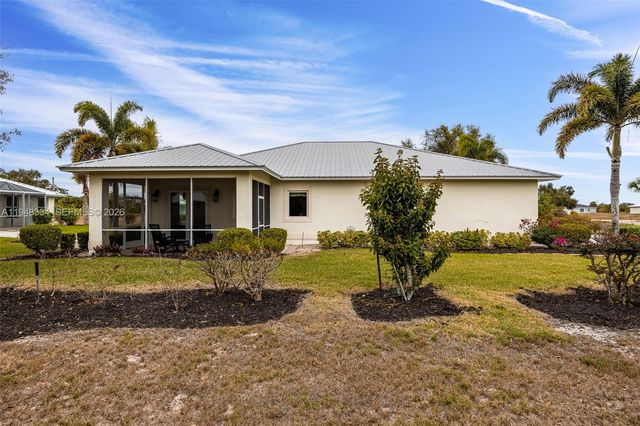 1197 April Ave, La Belle, FL 33935