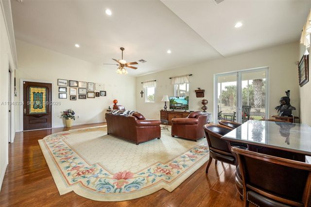 1197 April Ave, La Belle, FL 33935