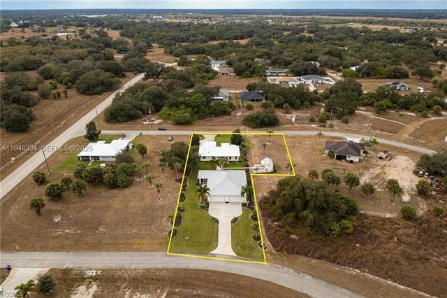 1197 April Ave, La Belle, FL 33935