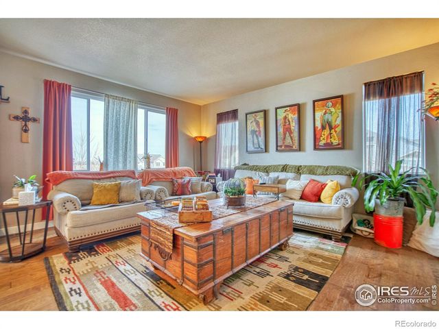 810 Ranchhand Drive, Berthoud, CO 80513