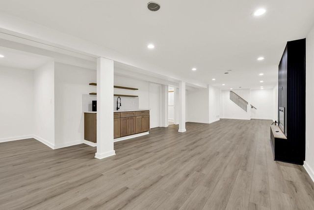 3285 Wetzel LANE, Brookfield, WI 53005