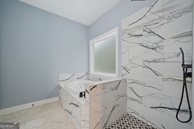 418 Cartecay River Run, Ellijay, GA 30536