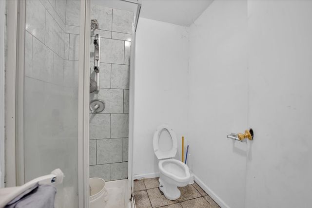 3839 N Kedzie Avenue, Chicago, IL 60618