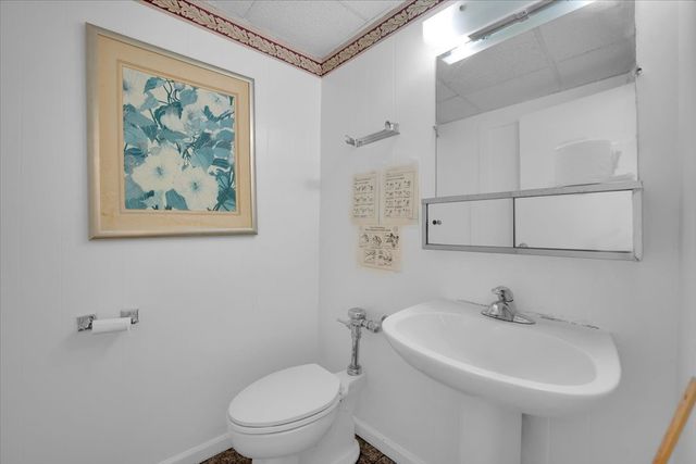 3839 N Kedzie Avenue, Chicago, IL 60618