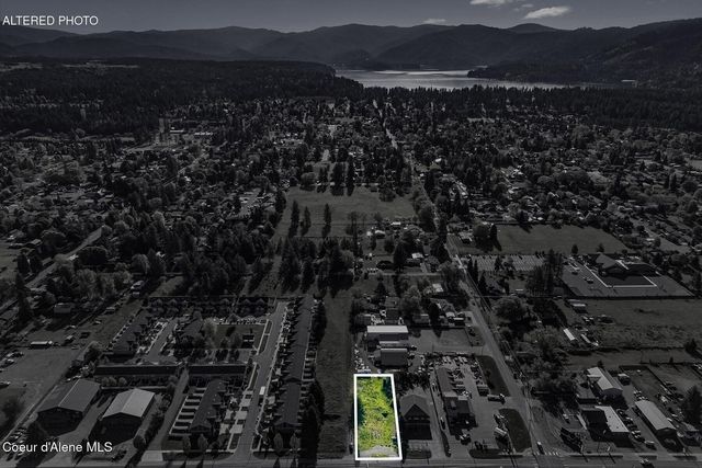 10490 N Government Way, Hayden, ID 83835