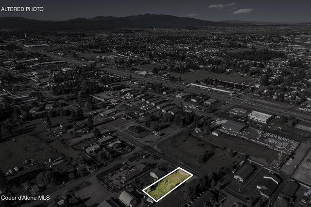 10490 N Government Way, Hayden, ID 83835