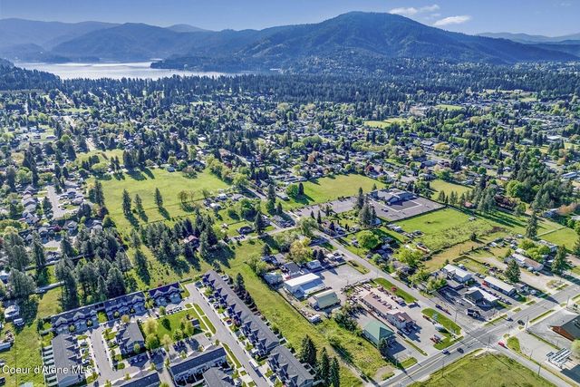 10490 N Government Way, Hayden, ID 83835