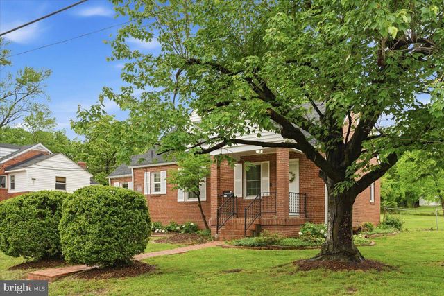 2716 SCHOOLEY DR, Alexandria, VA 22306