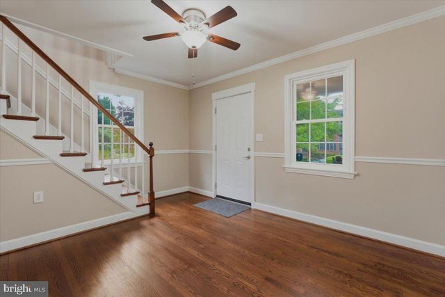2716 SCHOOLEY DR, Alexandria, VA 22306