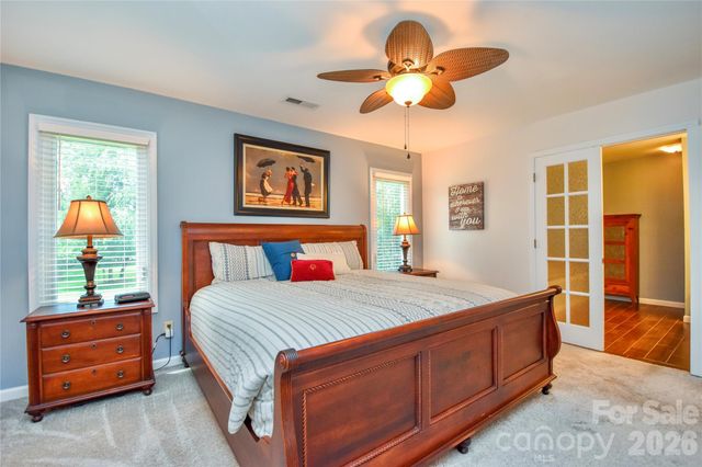 127 Fairway Drive, Mooresville, NC 28117