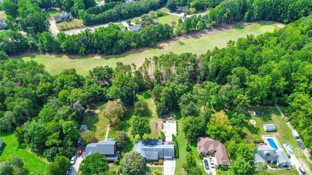 127 Fairway Drive, Mooresville, NC 28117