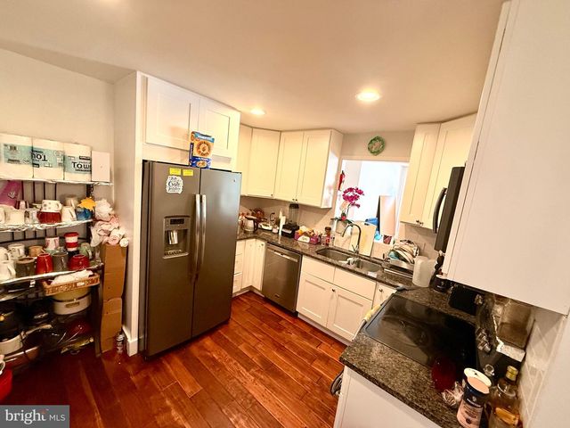 11713 BRADLEY FOREST RD, Manassas, VA 20112
