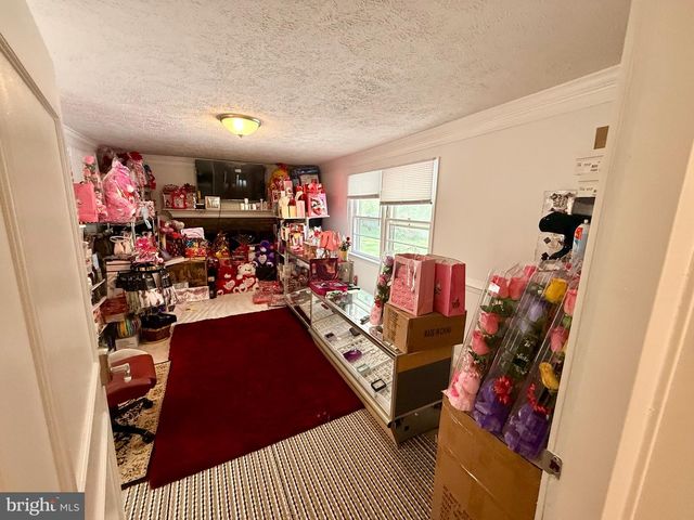 11713 BRADLEY FOREST RD, Manassas, VA 20112