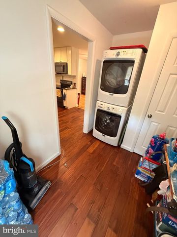11713 BRADLEY FOREST RD, Manassas, VA 20112