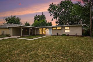 717 Whitehall Drive, South Bend, IN 46615